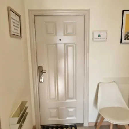 Pescarahome Monolocale Essential شقة *